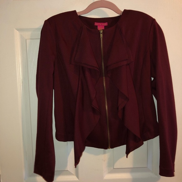 Blazer - Picture 2 of 4